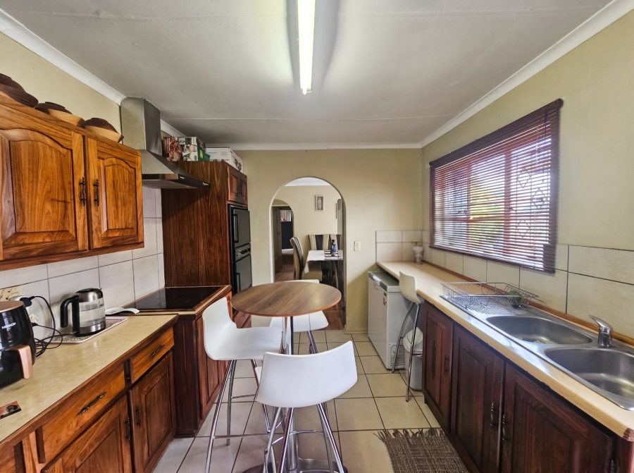 3 Bedroom Property for Sale in Pellissier Free State